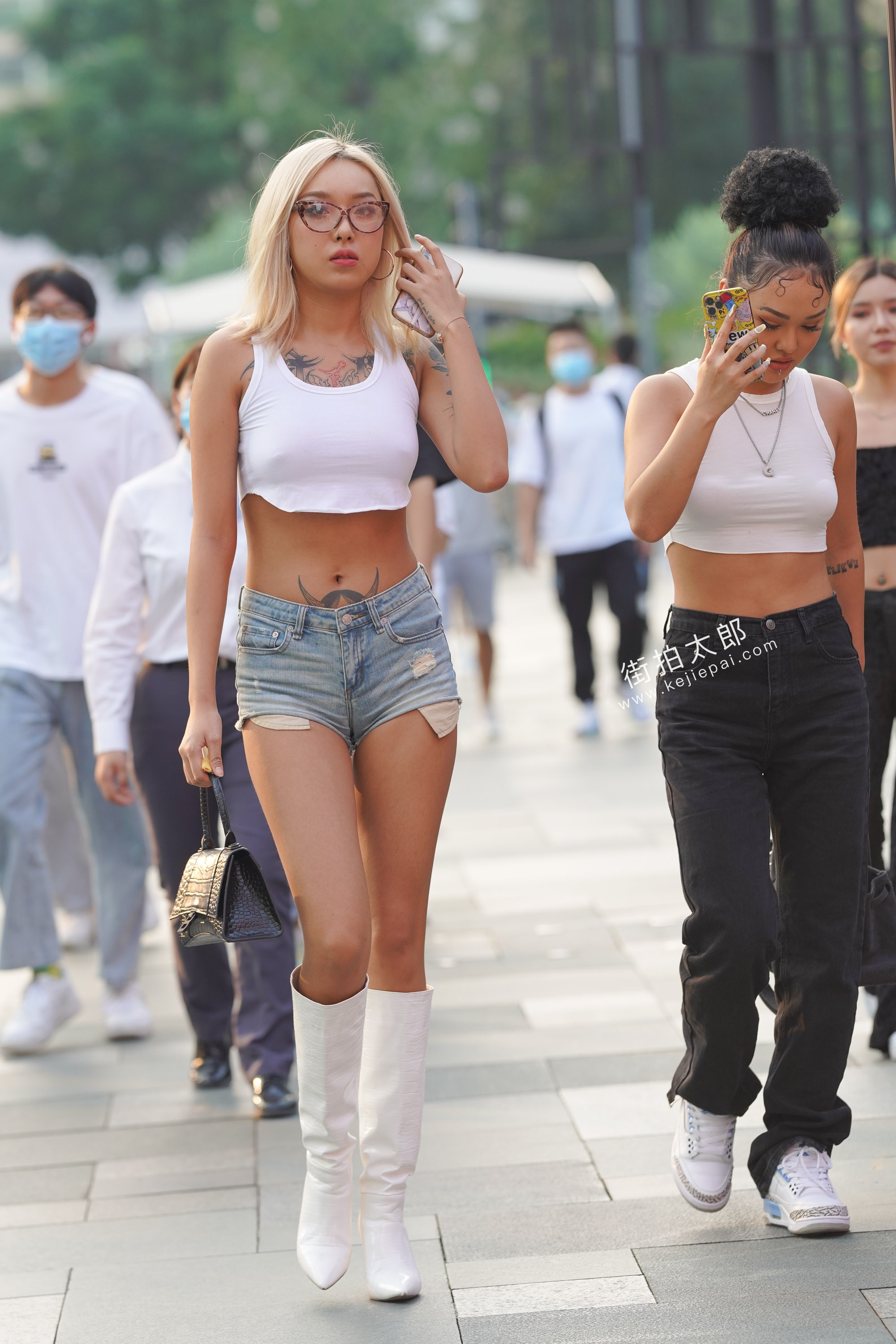 0.jpg