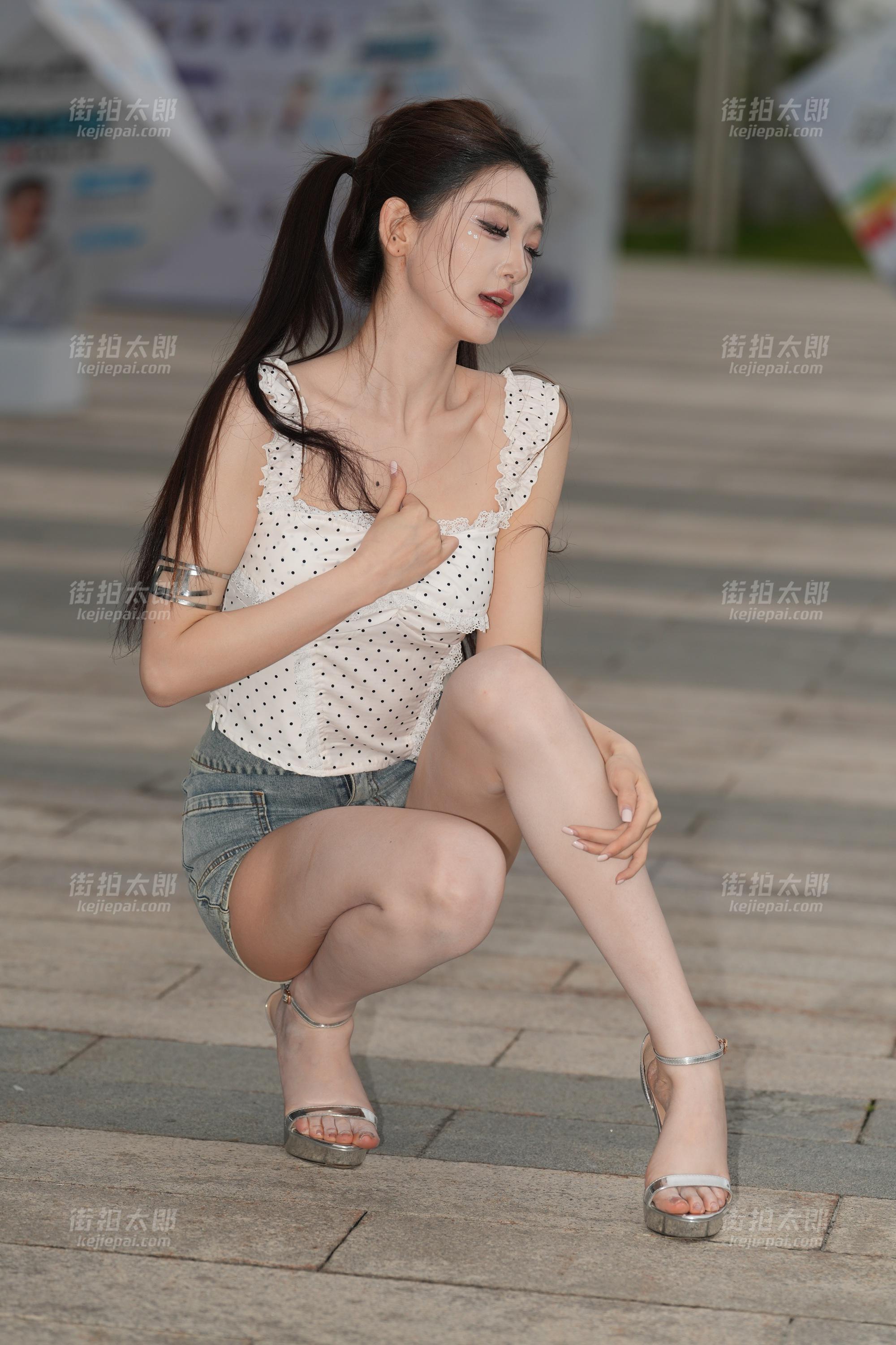 2.JPG