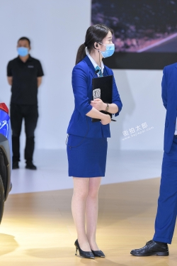 蓝裙丝袜制服金边高跟图片+视频 21-07-20-42P3