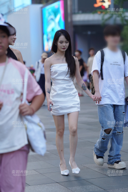 240822-3 85p