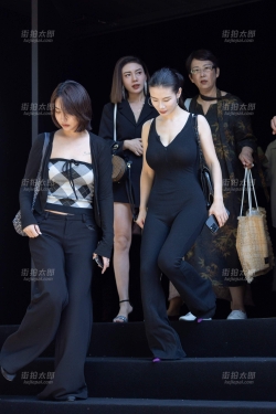 LB191-83P 上海时装周-身材丰腴的爆乳少妇