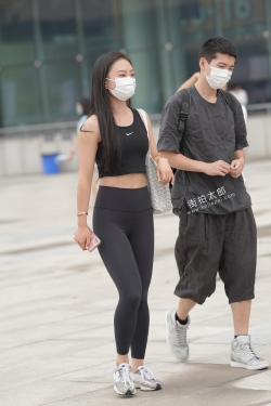 210904-28 运动女孩
