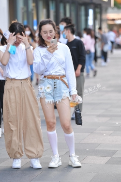 热裤半腿白袜 21-09-02-48P