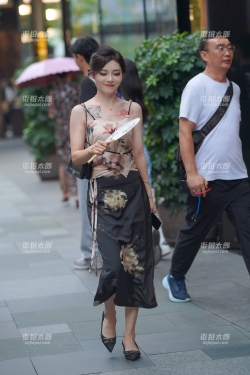 230712-8 照片123p+视频3分钟