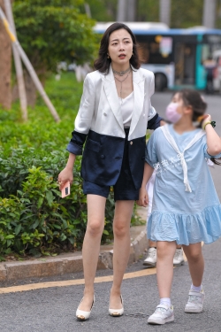 高跟鞋辣妈 21-04-17-64P
