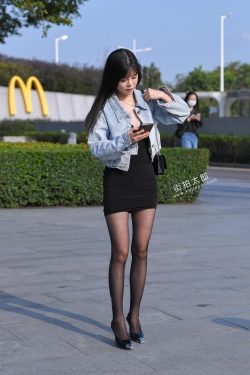 包臀裙黑丝高跟鞋图片+视频 21-10-25-246P
