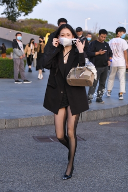条纹拼接黑丝高跟鞋 21-10-25-334P