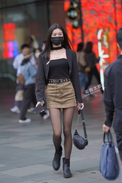 210425-4苗条时尚女孩