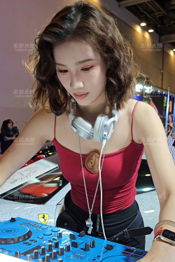 苏州改装展之动感的DJ靓妹4K-6min