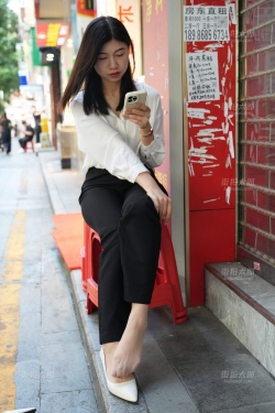 金店轻熟柜姐之裤里丝320P相机8K11min完整版