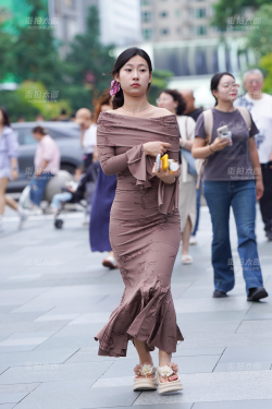 240607-6 100p