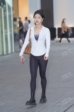 221009-10 照片 105p+视频2分40秒