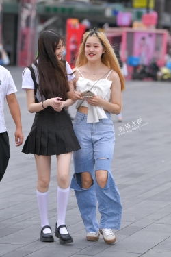 半腿白丝 21-08-19-43P