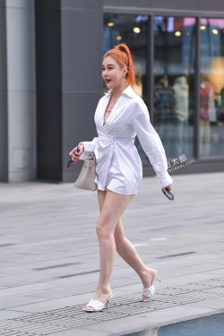 白衬衫长腿美女 21-09-07-114P