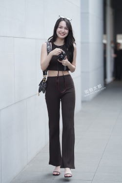 爱拍照的美女摄影师3 3.15-1 2021