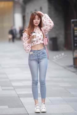 210330 52p+视频53秒