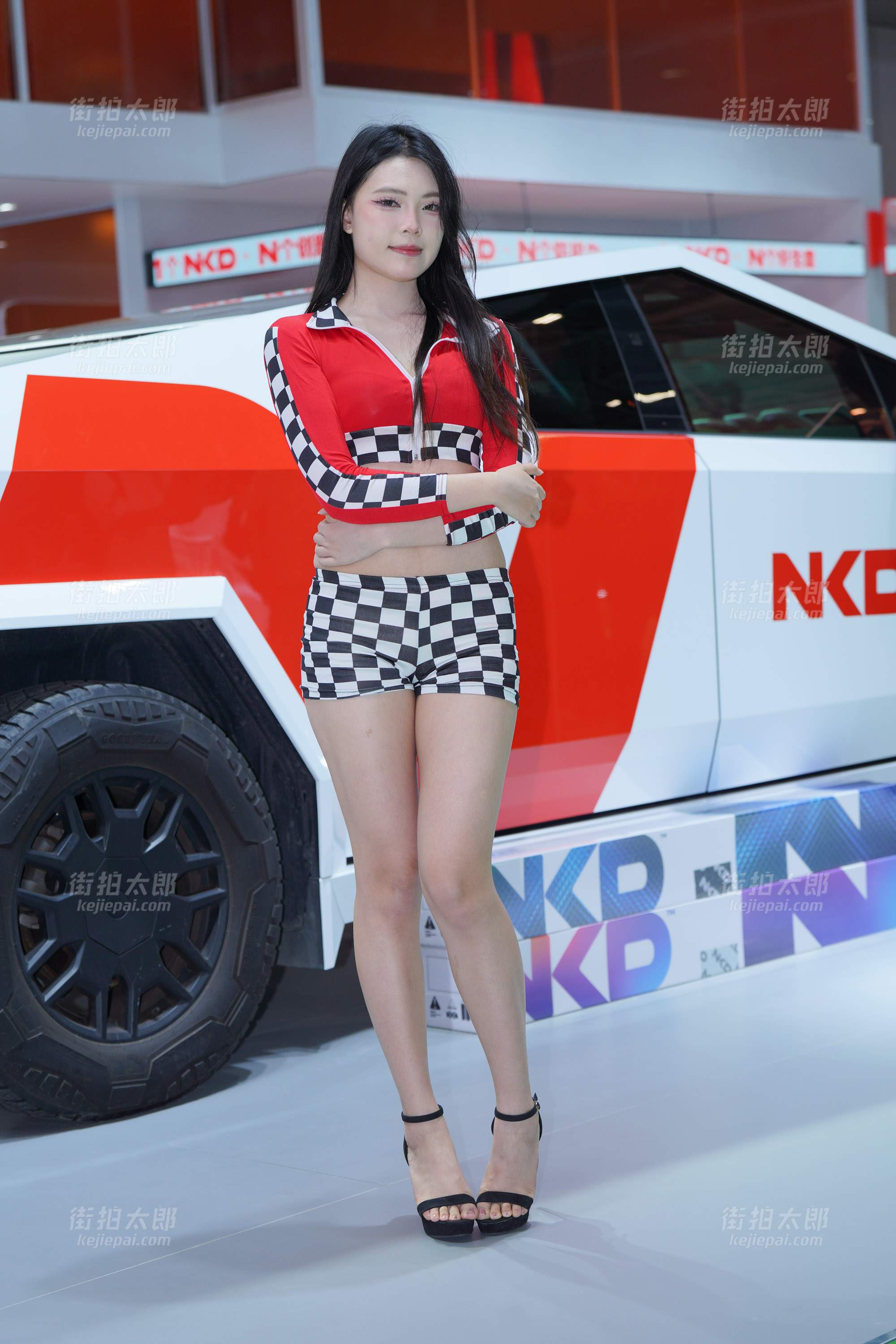 260321-16 35p