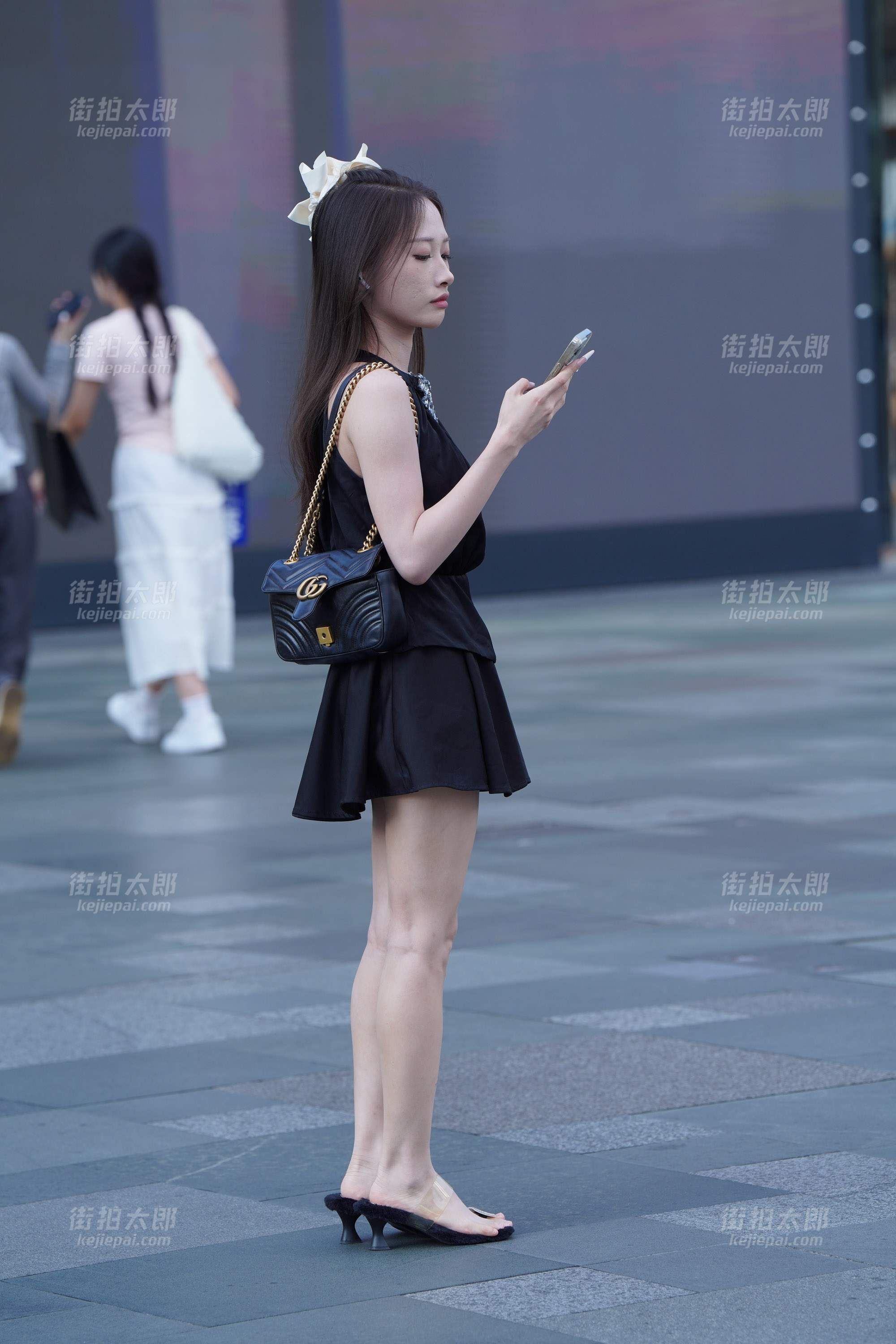 250721-11 75p