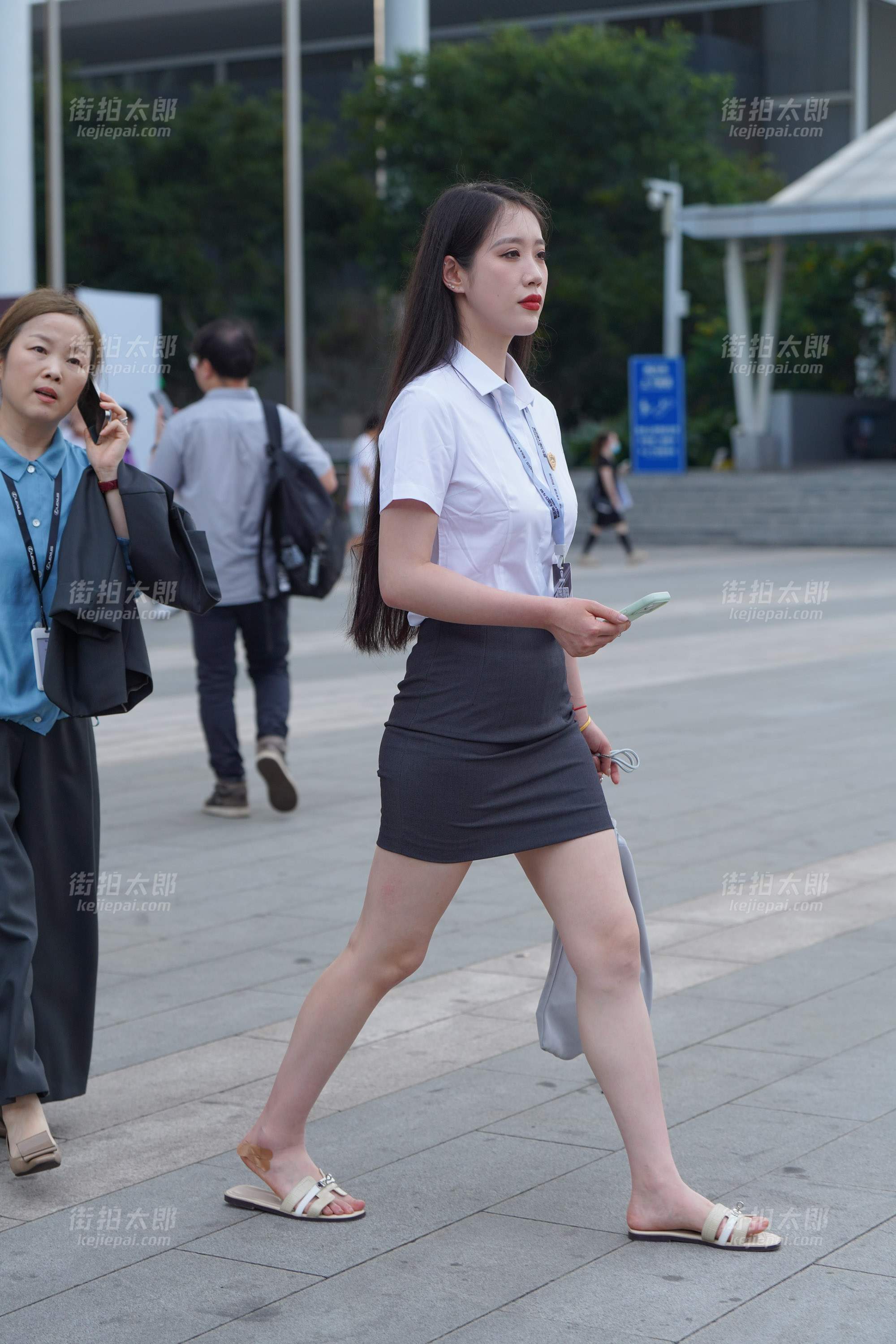 260529-15 80p