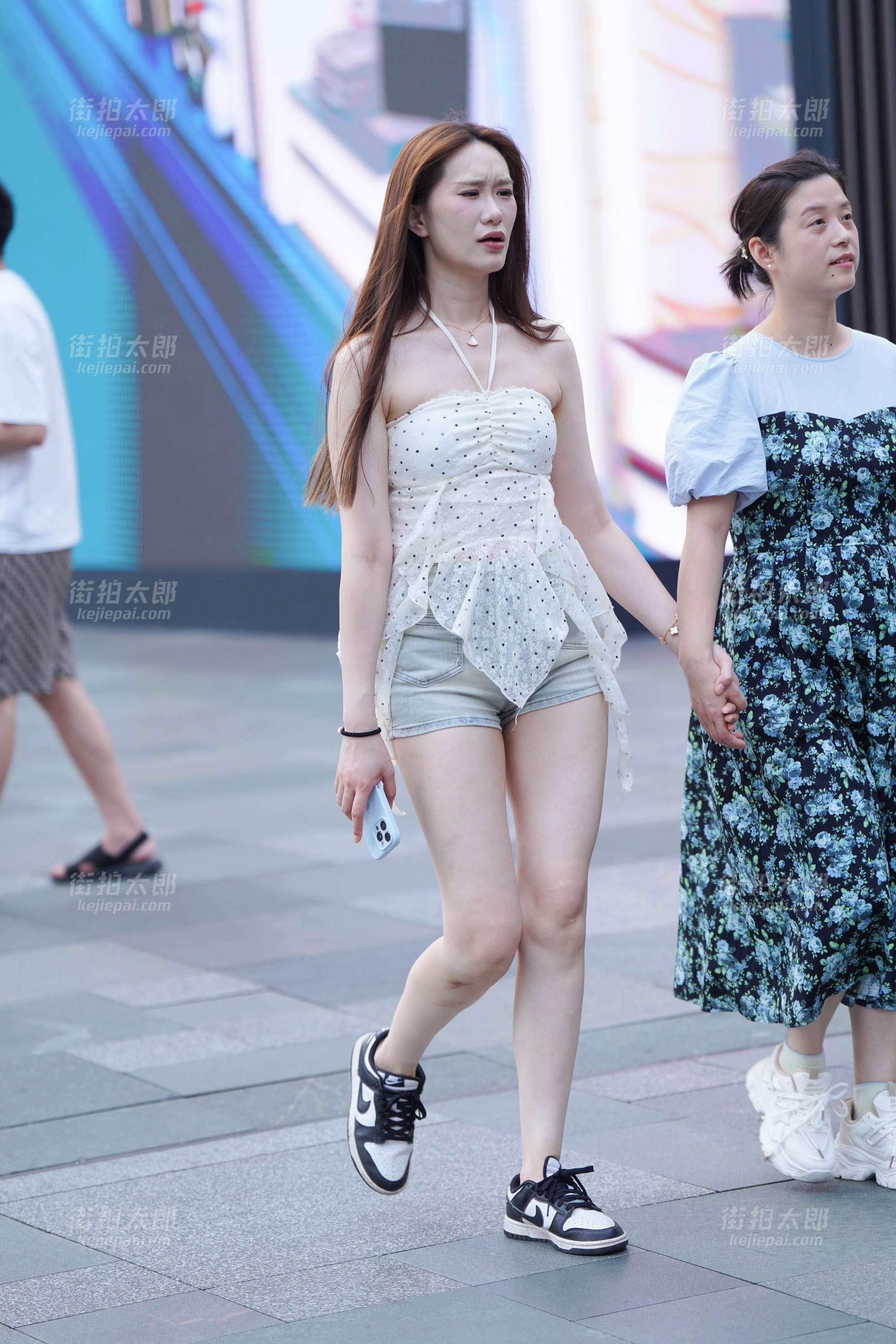 250807-14 40p